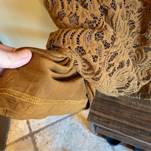 Free People Uber-Boho-Chic Full Lace Chestnut Brown Deep-V Date Night Mini Dress - Picture 7 of 9